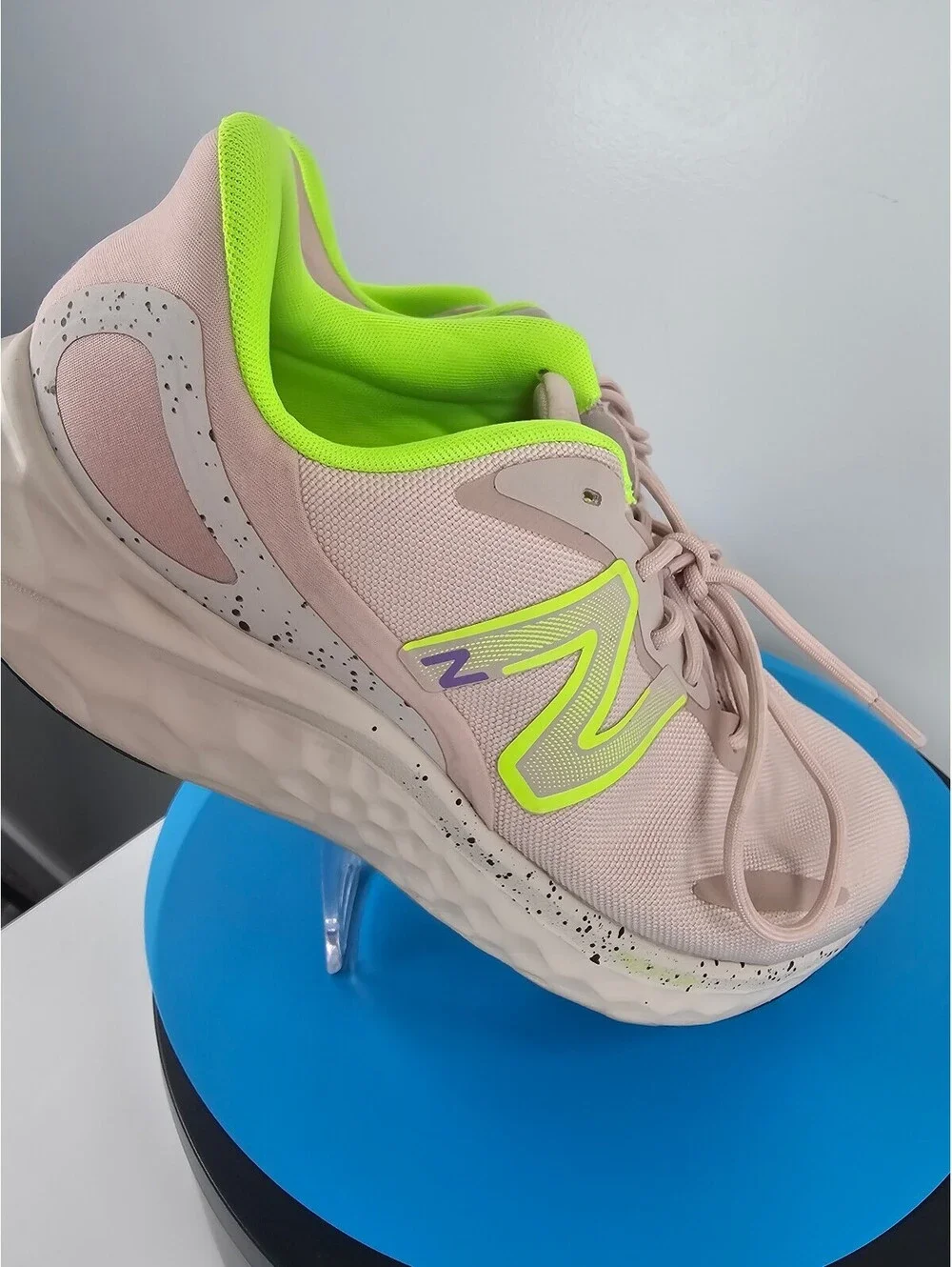 New Balance Fresh Foam X 1080v12 Running Shoes - Women's Size 8.5